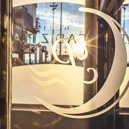 Plaza (adults Only) Hotel