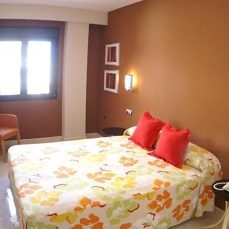 Hotel Plaza (adults Only) 4*