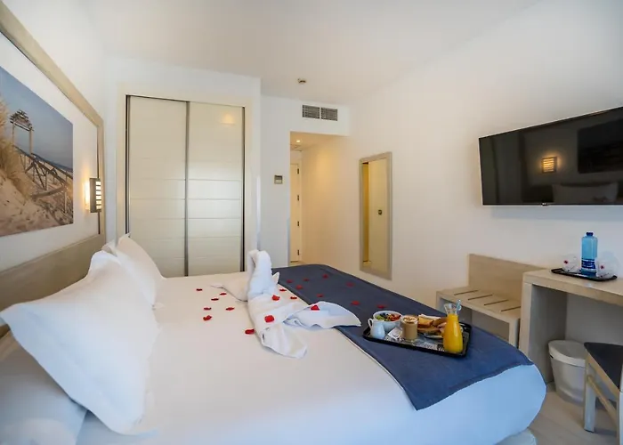 Plaza (adults Only) Hotel 4*