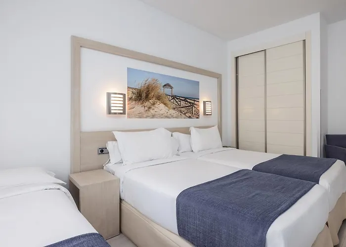 Plaza (adults Only) 4* كاديز