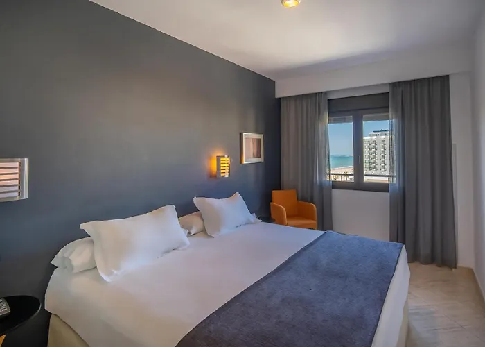 Plaza (adults Only) فندق كاديز