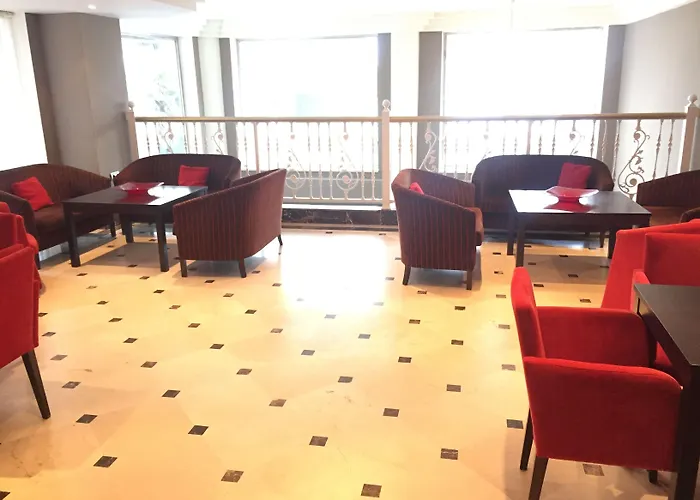 Plaza (adults Only) كاديز