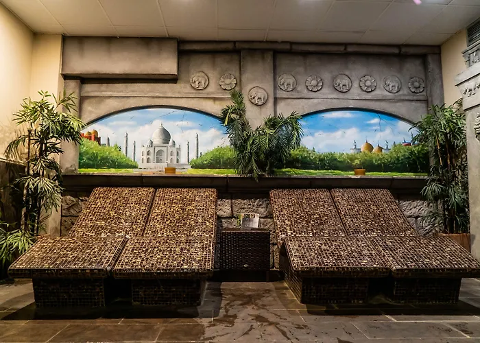 Plaza (adults Only) Hotel 4*