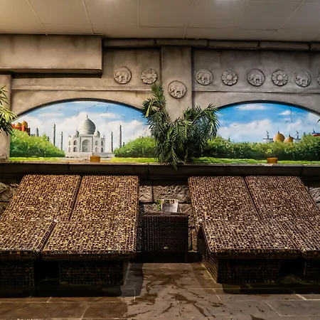 Plaza (adults Only) Hotel 4*