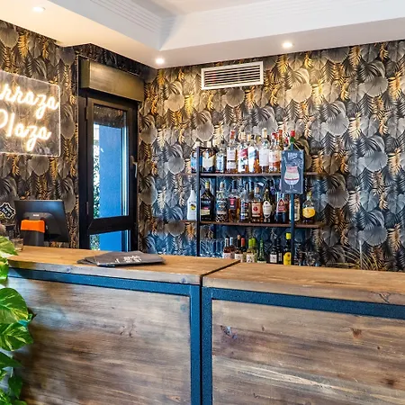 加的斯广场spa酒店 4*