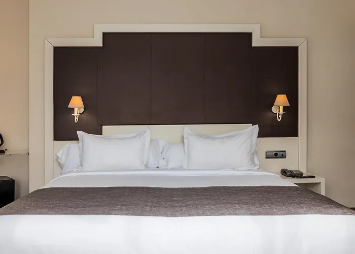 Plaza (adults Only) Hotel