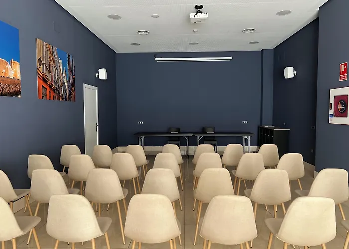 加的斯广场spa酒店 4*