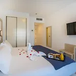 Plaza (adults Only) Hotel 4*