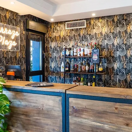 Ξενοδοχείο Plaza (adults Only) 4*