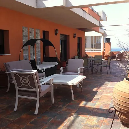Ξενοδοχείο Plaza (adults Only)