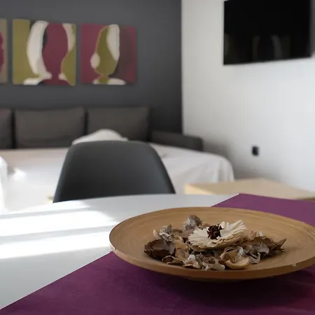 Plaza (adults Only) Hotel